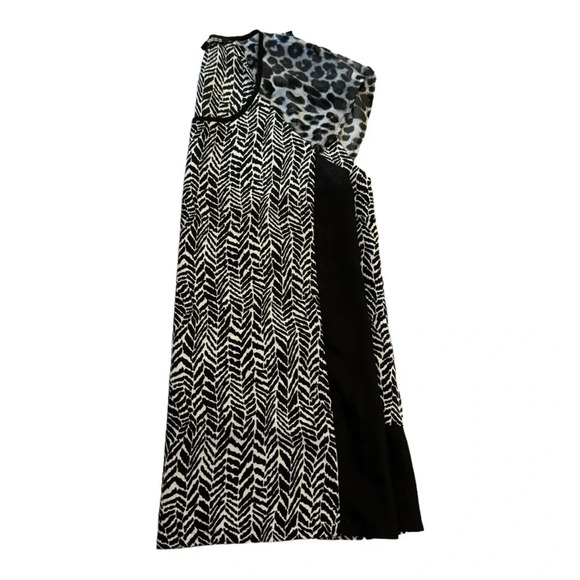 Express Black and White Top - Picture 5 of 5